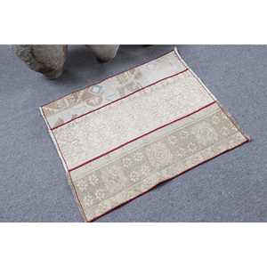 Petit tapis vintage 2,4x2,8 pieds (74x86 cm), tapis turc blanc à pois - Product Image 2