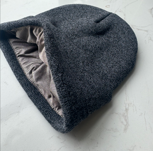 Gorro de Invierno Personalizado con Logotipo, de Acrílico, con Forro de Satén, Gorro de Punto para Mujer con Forro de Satén, Gorro Jacquard - Product Image 1