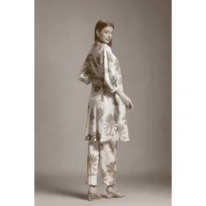 Ensemble Kurta en crêpe crème exotique avec manches trois-quarts - Product Image 3