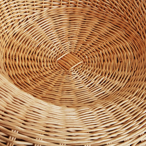 Chaise longue en rotin naturel fabriqué à la main avec coussin au design écologique et moderne - Product Image 4