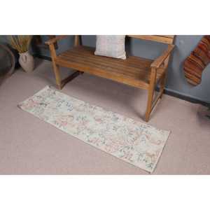 Tapis de couloir vintage 1,6x5,3 pi (49x163 cm), tapis turc en laine à bordures blanches - Product Image 1