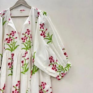 Vestido Midi Kyra de algodón bohemio de alta calidad para mujer, estampado de bloques florales rosas, corte corto, regalo perfecto para los seres queridos - Product Image 4