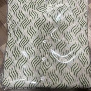 Women's Plus Size Green Printed Cotton Straight Kurta Top Hand Block Printed Floral Design with Embroidered <b>Ribbon</b> <b>Bow</b> Front Tie - Product Image 1