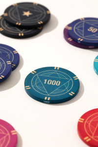 Puces de Poker en céramique professionnelle EPT entièrement personnalisables, 10g et 40MM, avec design personnalisé, couleur et logo - Product Image 4