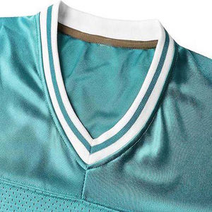 Uniforme de football personnalisé pour hommes | Maillot en polyester Dri Fit | Vêtements de sport d'entraînement avec impression de nom et de numéro - Product Image 5