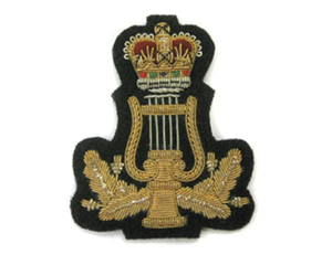 Insignias bordadas de la marca WOK Industries, insignias de blazer con bordado de bullion plateado, insignias de uniforme y trenzas bordadas para uniforme. - Product Image 3