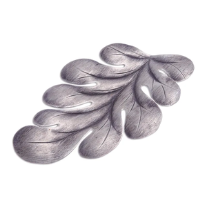 925เงินสเตอร์ลิงจี้ใบไม้ออกซิไดซ์เก๋ไก๋ศาสนาคริสเตียนสไตล์หรูหราขายส่งเป็นของขวัญสำหรับทุกคน - Product Image 1