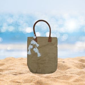 Sacs en jute de taille moyenne personnalisables et écologiques fabriqués avec soin, spacieux et polyvalents avec poignées en cuir véritable à vendre - Product Image 5