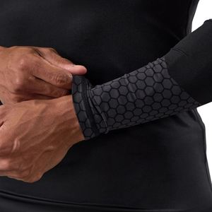 Haut de compression durable à manches longues pour hommes, idéal pour l'entraînement MMA, la salle de sport et le fitness - Product Image 4