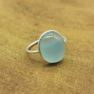 Magnifique bague martelée en argent sterling 925 calcédoine pierre précieuse lunette délicate réglage poids léger mariage diamant perle - Product Image 1