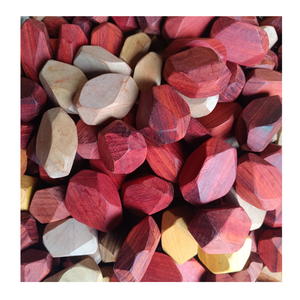 Blocs d'empilage de roche en bois Tumi Ishi de haute qualité pour que les enfants puissent explorer des formes et améliorer leurs compétences en résolution de problèmes - Product Image 2