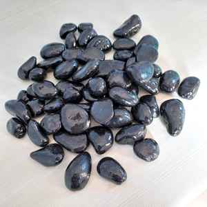 High Glossy Polyurethane Polished Black Natural <b>Stone</b> Decorative Pebbles Outdoor Garden Landscaping Bulk Supplier in India - Product Image 5