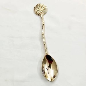 Diseño de tendencia, cuchara de postre de latón, espejo con mango de flor en relieve dorado para hoteles, restaurantes, bodas, vajilla de mesa - Product Image 3