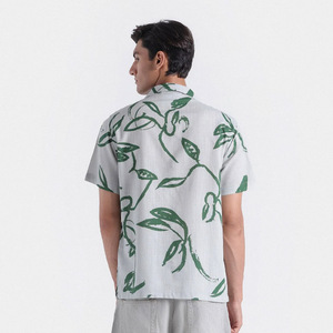 Usine de fabrication de vêtements de haute qualité nouveau Design été à manches courtes hommes imprimé personnalisé chemise boutonnée hawaïenne - Product Image 3