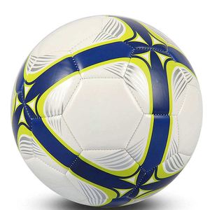 Ballon de football de futsal personnalisé taille 4 en cuir PU cousu à la machine avec logo OEM pour entraînement professionnel en intérieur et en extérieur – Fabrication usine - Product Image 5
