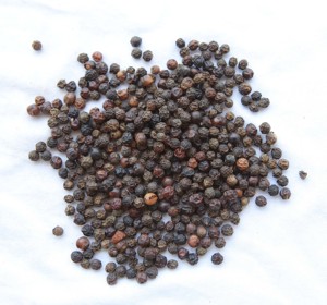 Tipo de procesamiento crudo de pimienta blanca y negra seca de alta calidad - Product Image 1