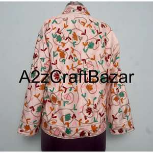 เสื้อแจ็คเก็ตกำมะหยี่ซูซานีแบบเป็นมิตรกับสิ่งแวดล้อม งานฝีมือสไตล์โบฮีเมียน ชิค  งานปักแบบดั้งเดิม ผ้าหรูหรา ลายดอกไม้ สำหรับฤดูหนาว - Product Image 5