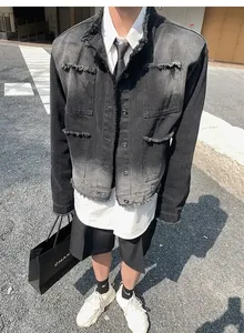 Veste pour homme en coton 100% brodée, boutonnée, coupe courte, marron uni, essentielle pour les aventures en plein air hivernales - Product Image 6