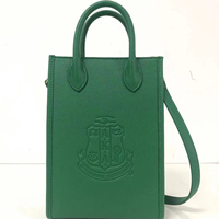 Sac bandoulière ALPHA KAPA ALPHA, sac bandoulière vert avec bouclier en relief