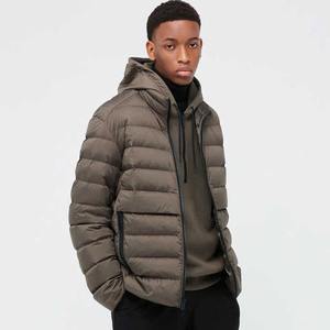 OEM Vente en gros 2025 Mode décontractée Hiver Bouffant support mince à capuche avec toutes les impressions Coupe-vent Softshell Taille XL - Product Image 6