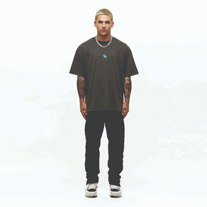 Camiseta con logotipo personalizado de calidad superior para hombre Camiseta estampada lisa de gran tamaño: 100% algodón Fabricado Excellence - Product Image 3