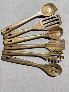 ชุดอาหารค่ำสไตล์อเมริกันทำจากไม้กระถินณรงค์คุณภาพสูง ทนทาน เป็นมิตรกับสิ่งแวดล้อม พร้อมช้อนเสิร์ฟ ขนาดสั่งทำได้ ปลอดภัยสำหรับเครื่องล้างจาน - Product Image 5