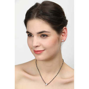 Compre un Conjunto de Mangalsutra de Plata Pura, Joyería Fina Étnica Clásica y Moderna con Circonita y Diamantes para Bodas, Fiestas y Compromisos - Product Image 6