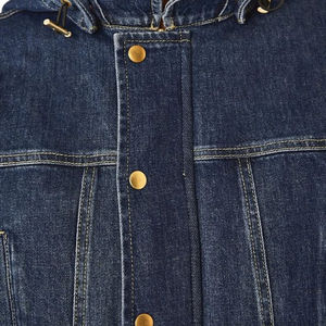 Veste en jean vintage pour femmes grandes tailles avec manches longues, style Y2K, manteaux de créateur avec rivets perlés, tissu de qualité - Product Image 3