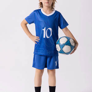 Conjunto de uniforme de fútbol para niños con Jersey y pantalones cortos para práctica de equipo y actividades deportivas escolares uniforme de fútbol para niños - Product Image 1
