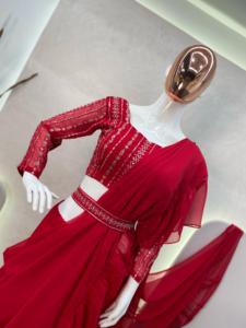 Boutique Style Exclusif Fancy Party Wear Faux Georgette Work Lehenga Saree avec chemisier et ceinture de travail lourds - Product Image 6