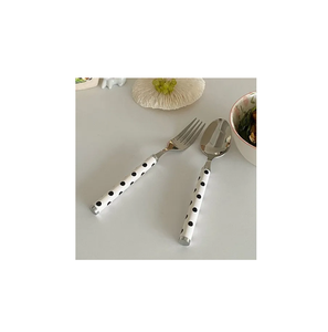 Cuillère à dessert en acier unique pour les restaurants crème glacée et dessert utilisation alimentaire et poignée en résine articles au design unique - Product Image 4