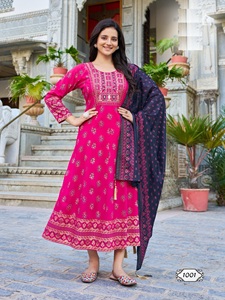 ชุดเดรสยาวทรงอนาร์กาลีผ้าเรยอนทันสมัย พร้อมผ้าคลุมไหล่เข้าชุด  ชุดที่ทันสมัยและสวมใส่สบายสำหรับการส่งออก - Product Image 4