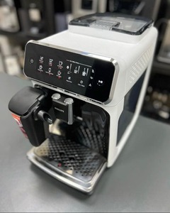 Cafetera Espresso Automática Programable Eléctrica Moderna con Diseño Elegante para el Hogar, la Oficina o Uso en Exteriores - Product Image 6