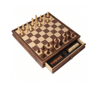Jeu d'échecs de luxe artisanal en bois avec coffret – Pliable, durable et écologique pour le divertissement des adultes et des enfants - Product Image 3