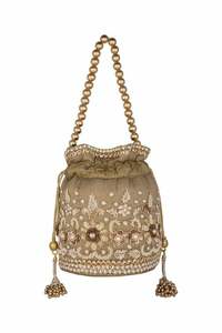 2025 @ Bolsos POTLI de muñeca para mujer en tela de seda cruda con cuentas de cristal adornadas, perlas, trabajo de bordado Dabka - Product Image 2