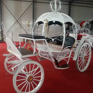 Chariot de princesse électrique et traîné par des chevaux, calèche citrouille pour mariages et fêtes - Product Image 4