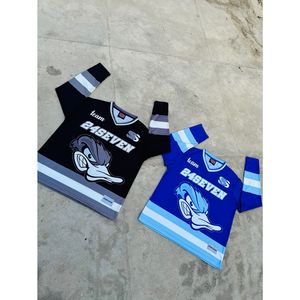 Camiseta con cuello en V para hombre con logotipo personalizado 2025 cómoda ropa corta de algodón 100% con mangas largas de talla grande - Product Image 1