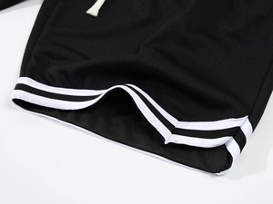 Pantalones cortos de baloncesto de secado rápido para hombre con banda elástica Diseño de cordones de cintura baja Impreso con pantalones cortos de hombre tejidos con palabras 'Chicago' - Product Image 6