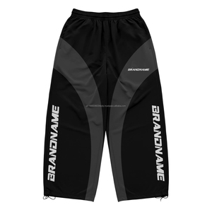 Conjunto Deportivo Ligero Personalizado Unisex con Logotipo Bordado de Fábrica OEM, Chaqueta Cortavientos de Nailon - Product Image 3