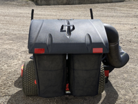 Cortadora de Césped de Giro Cero Gravely ZT HD 60 Premium para Mantenimiento de Terrenos y Uso Profesional en Jardinería