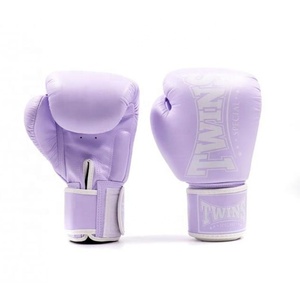 High quality boxing <b>gloves</b> designed for training sparring and fitness sessions with soft inner padding and secure wrist closure - Product Image 4