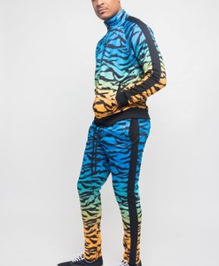 ชุดวอร์มฟุตบอลแบบ unisex ทรงปกติ ติดกระดุม คุณภาพสูง พิมพ์ลายนูน กันลม ระบายอากาศได้ดี ผลิตจากโพลีเอสเตอร์/คอตตอน - Product Image 1