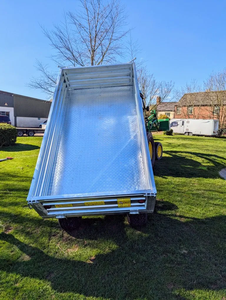 Dump Mini Farm <b>Trailer</b> Hydraulic Compact <b>Tractor</b> Tipping <b>Trailer</b> 2.5T Dump <b>trailer</b> small farm <b>tractors</b> - Product Image 5