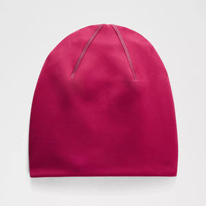 Gorro de Forro Polar de Doble Capa con Diseño Moderno y Logotipo Personalizado Berry Rumble, Rápido y Gratuito, Tejido Suave y Cálido con Detalles Reflectantes - Product Image 6