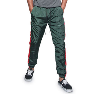Pantalon coupe-vent élégant et pratique pour tous les jours, restez confortable et protégé avec un pantalon coupe-vent pour homme - Product Image 6