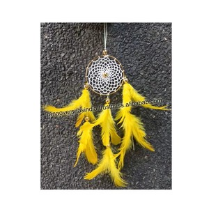Atrapasueños tradicional hecho a mano de plumas amarillas para coche, hogar, balcón y decoración de habitación de niños - Product Image 2