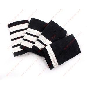 บอร์ดไหล่ Epaulette คุณภาพ Hihg สีดําทองแบบกําหนดเองพร้อมแผ่นรองไหล่แบบมีสายทําจากผ้าไหม Mylar และแท่ง - Product Image 6