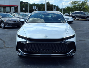 2025 pour Toyota Crown Platinum AWD d'occasion OXYGEN BLANC automatique 4 cylindres moteur LHD/RHD véhicule pour conduite à droite à gauche - Product Image 2