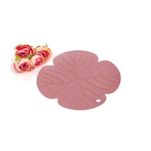 Wholesale Clover <b>Trivet</b> - Heat-Resistant Kitchen Protector (18x18 Cm) - Product Image 1