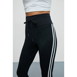 Leggings Urban Beat NORGIA para Mujer, Suaves, Elásticos, con Textura y Ribete en Contraste, con Cordón Ajustable - Product Image 6